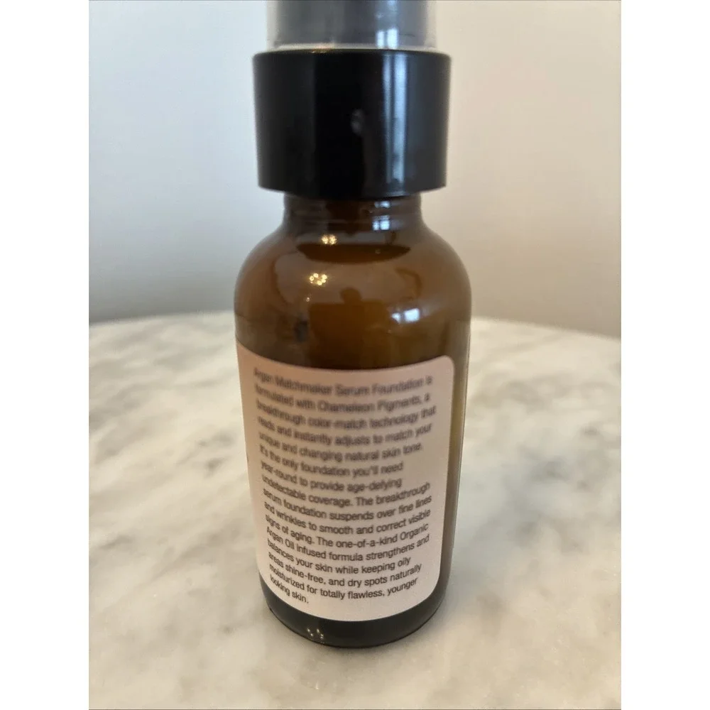 Josie Maran Argan Matchmaker Serum Foundation Medium / Dark 1 oz. - Picture 3 of 5